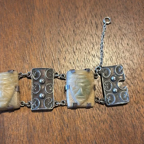 Vintage 1960s or 1970s Mexican silver and green jade colored bracelet